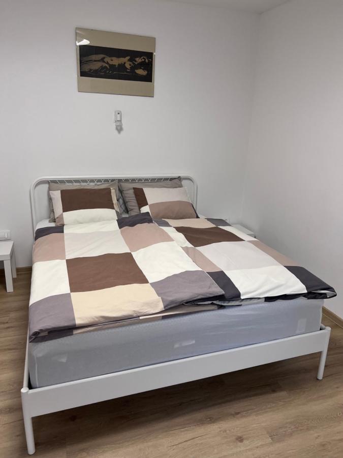 Stara Jezica Apartments With Wifi 류블랴나 외부 사진